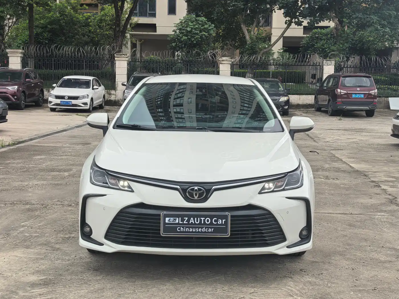 Toyota Corolla 2021 1.2T S-CVT Pioneer Edition фото 2