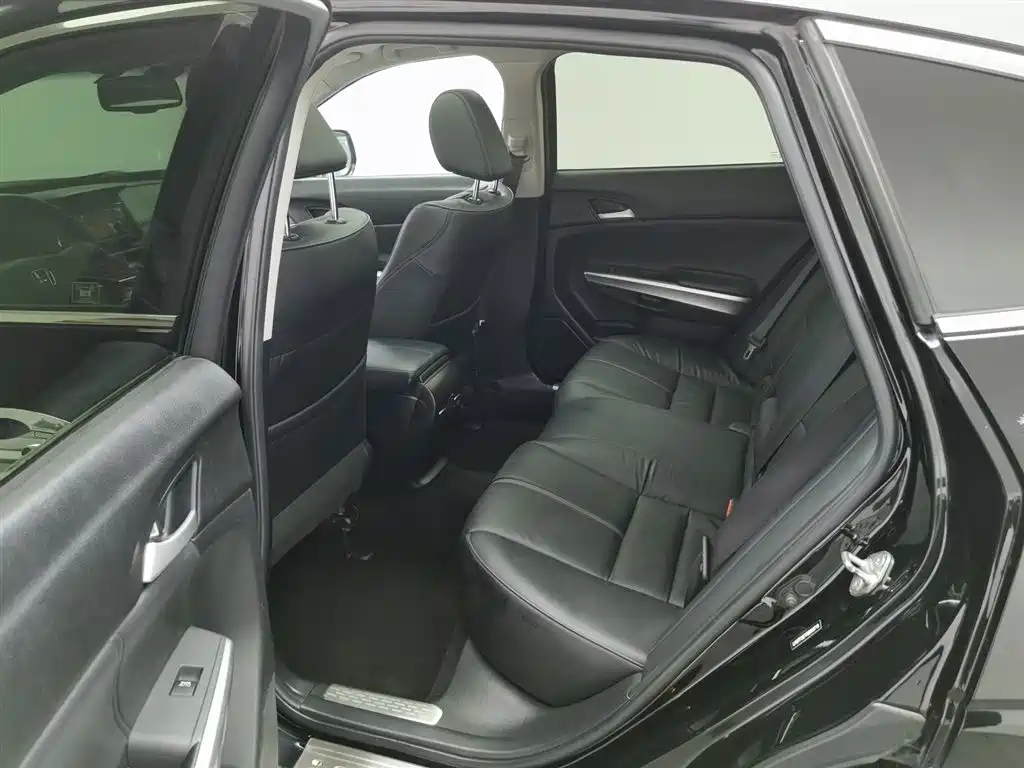 Honda Crosstour 2016 2016 2.4L Luxury Edition