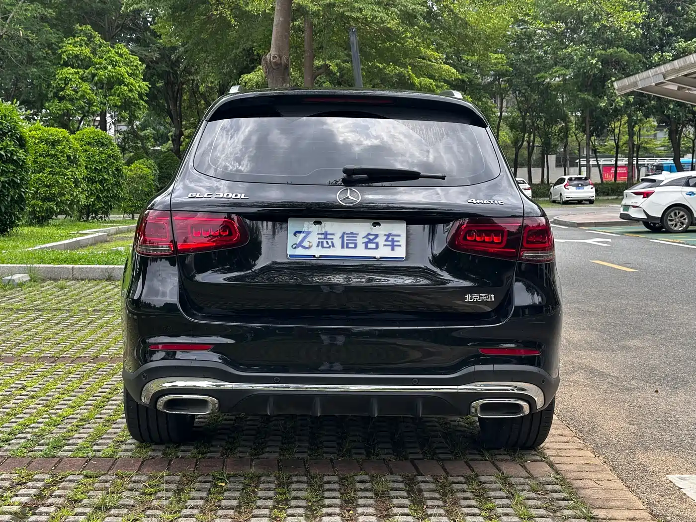 Mercedes-Benz GLC 2022 Facelift GLC 300 L 4MATIC Dynamic Collector's Edition фото 7