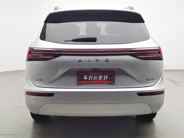 AITO Wenjie AITO M7 2024 1.5T Smart AWD Max Edition 5-Seater — фото 4