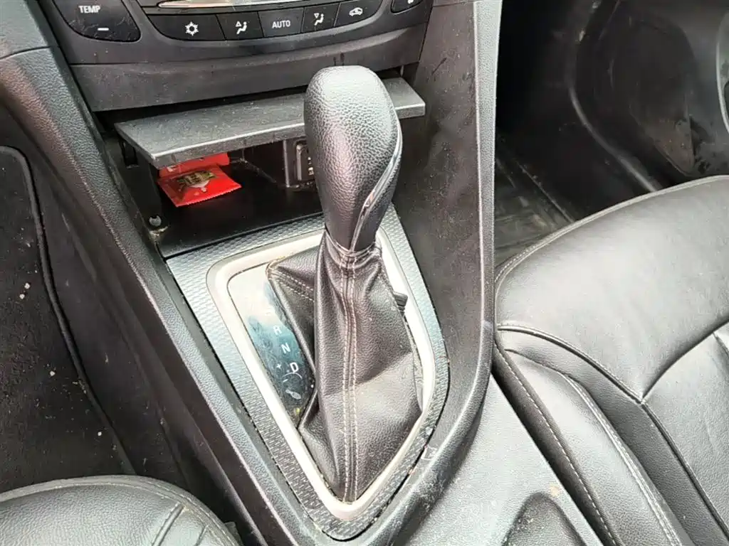 Buick Excelle 2019 18T Auto Connected Elite China VI фото 14