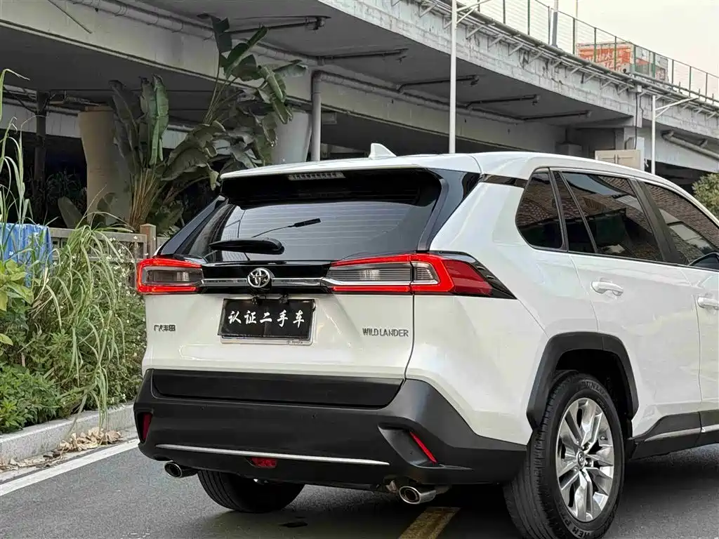 Toyota Wildlander 2023 2.0L CVT FWD Urban фото 22