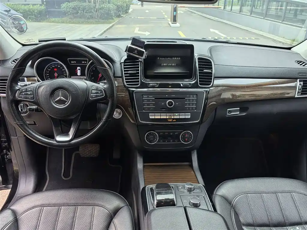 Mercedes-Benz GLS 2018 GLS 400 4MATIC Dynamic фото 11