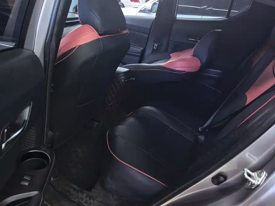 Toyota IZOA 2022 2021 Hybrid 2.0L Yixiang Edition