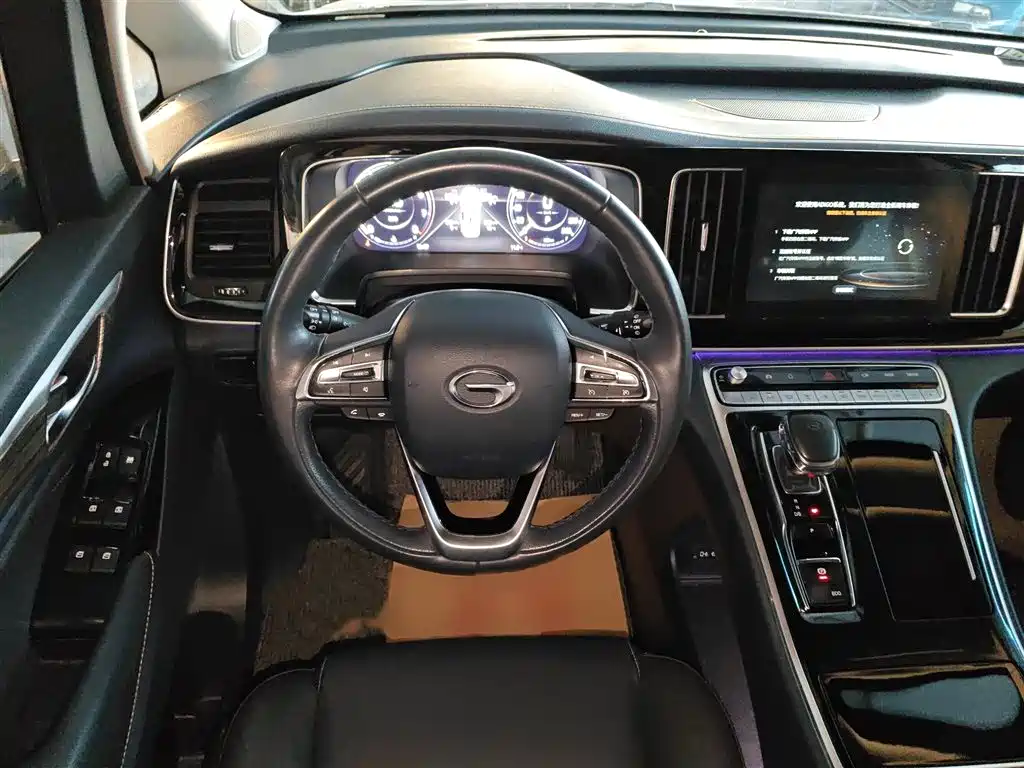 GAC Trumpchi Trumpchi M8 2021 Leading Show Series 390T Ultimate Edition фото 3