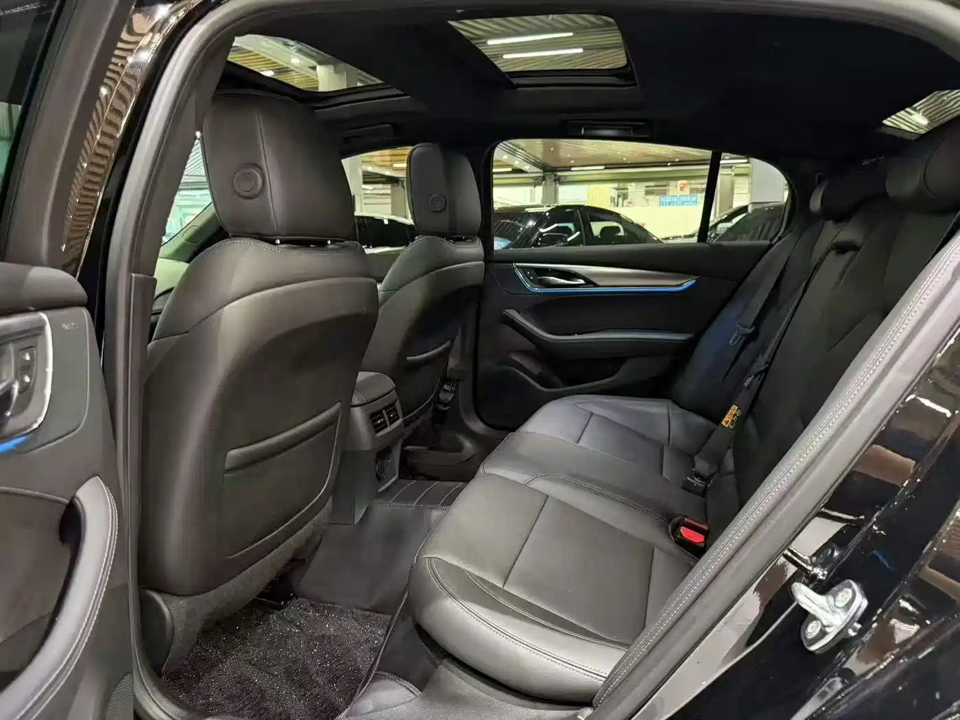 Cadillac CT5 2024 28T Luxury Model Pro фото 4