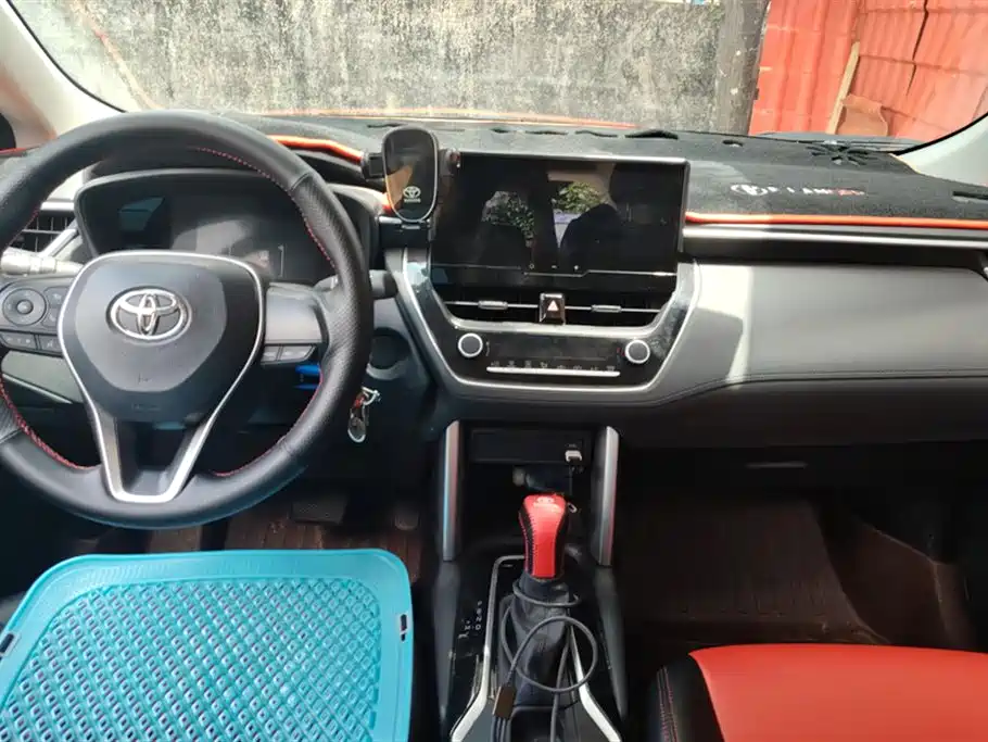 TOYOTA FENGLANDA