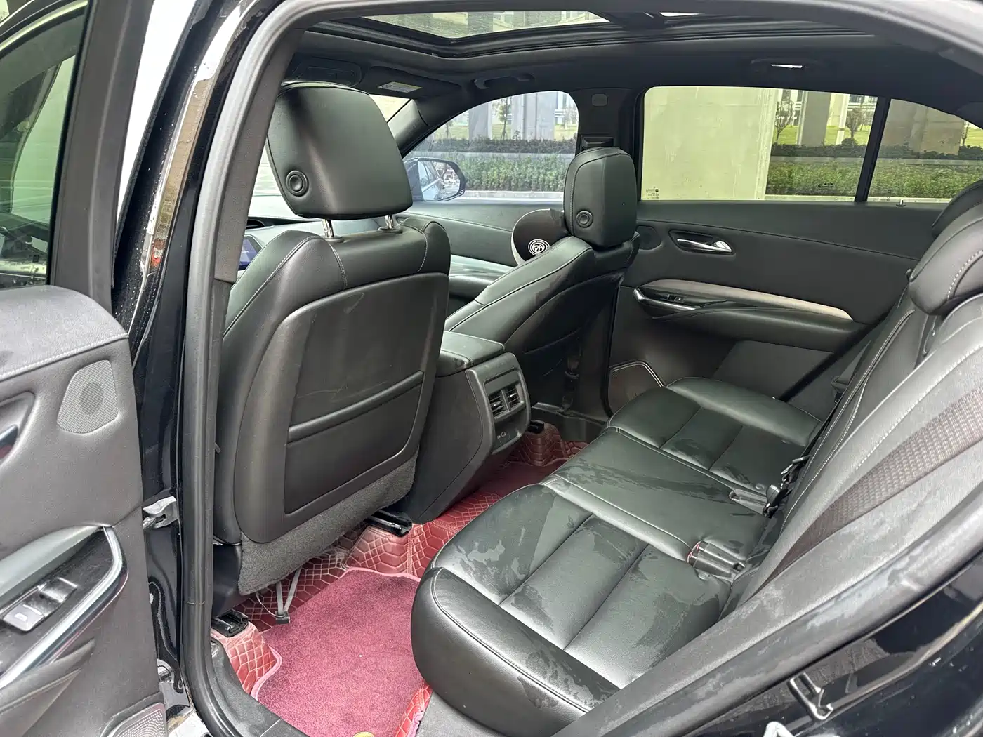 Cadillac XT4 2018 28T FWD Leading Edition фото 11