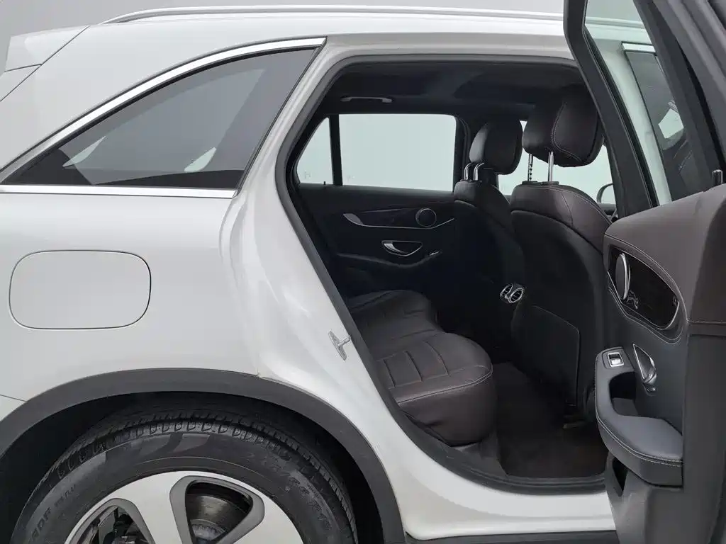 Mercedes-Benz GLC 2016 2016 GLC 260 4MATIC Luxury