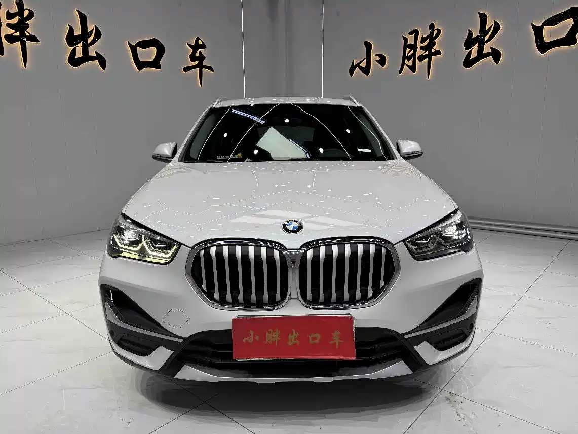 BMW X1 2022 sDrive20Li Premium фото 3