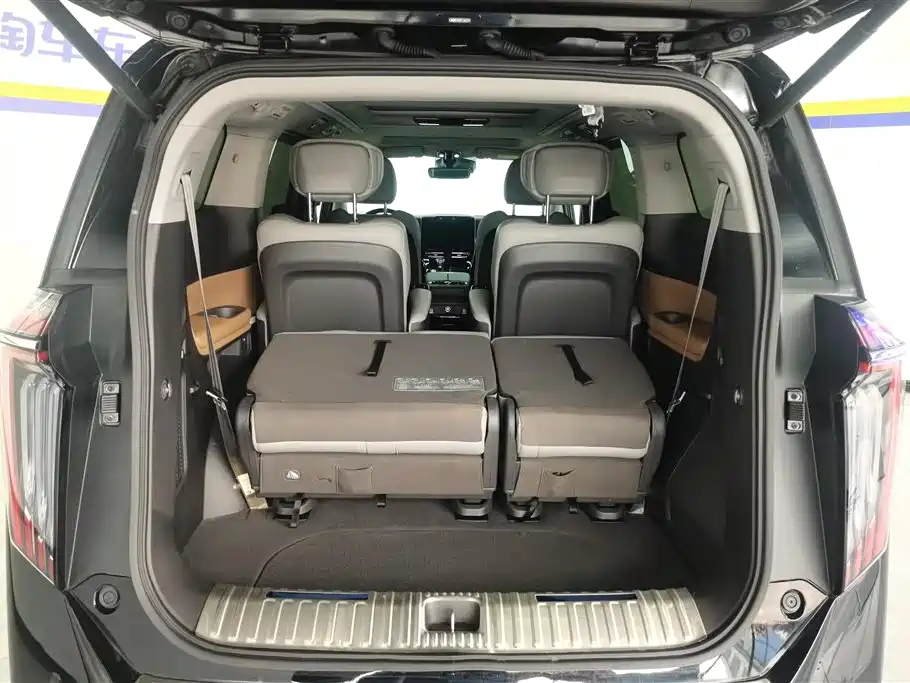 GAC Trumpchi Trumpchi M8 2024 Master Series 400T Ultimate Edition фото 4