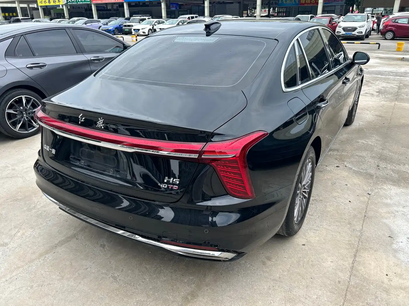 Hongqi H5 2023 2.0T Auto Smart Connect Flag Comfort фото 19