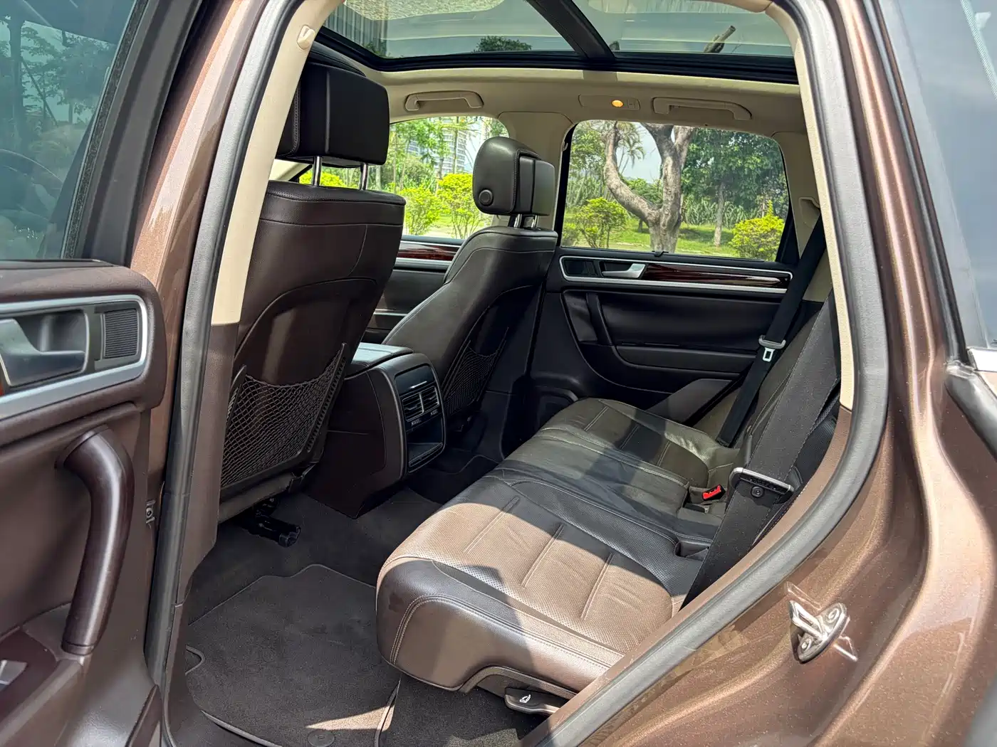 Volkswagen Touareg 2013 3.0TSI X 10th Anniversary Limited Edition фото 10