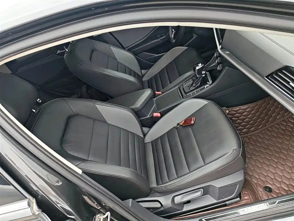 Volkswagen Sagitar 2021 280TSI DSG Comfort Smart Connect Edition фото 25