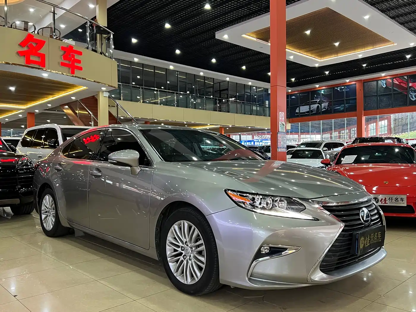 Lexus ES 2015 250 Elegance Edition фото 3