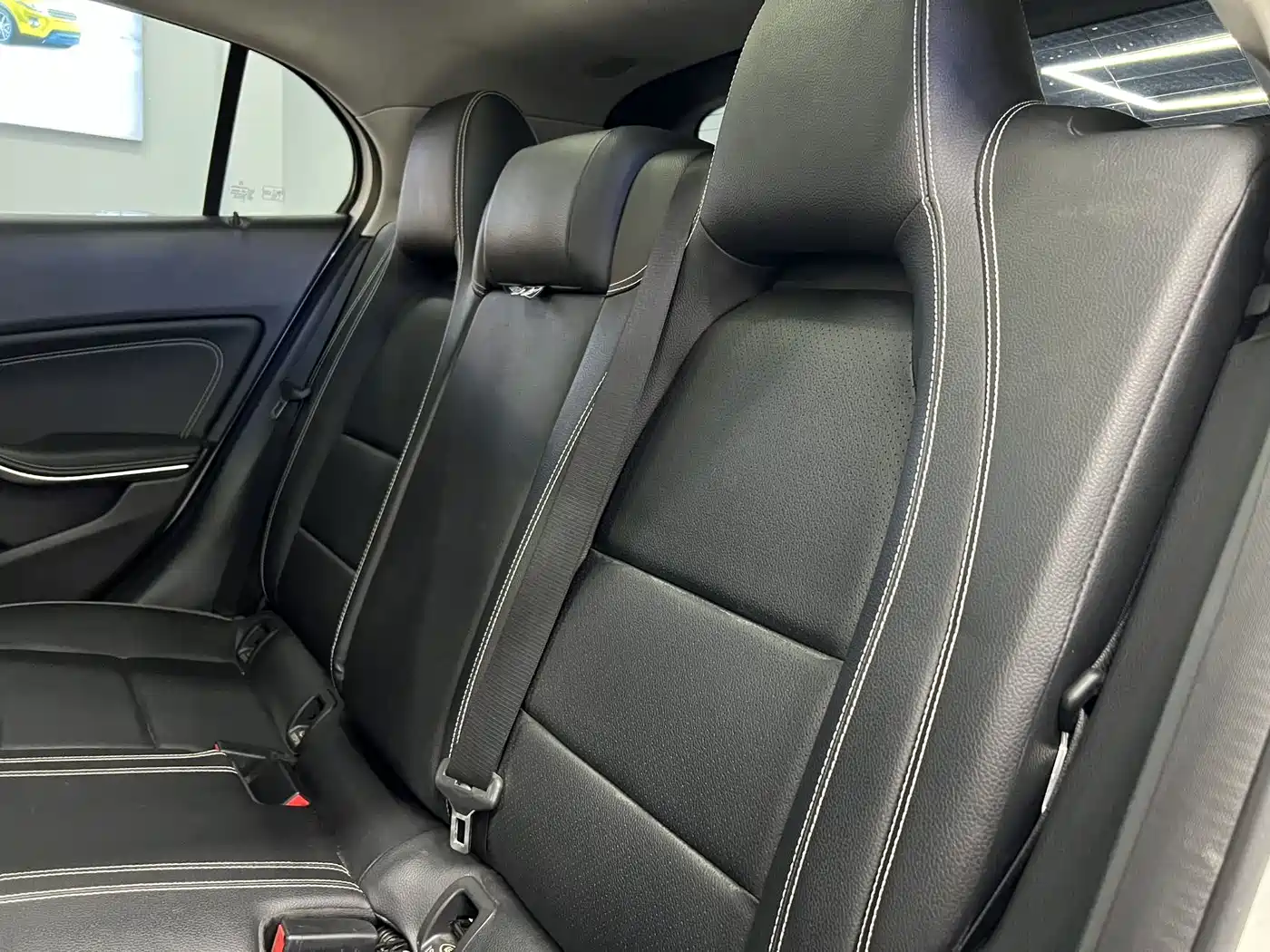 Mercedes-Benz GLA 2018 GLA 200 Dynamic фото 10