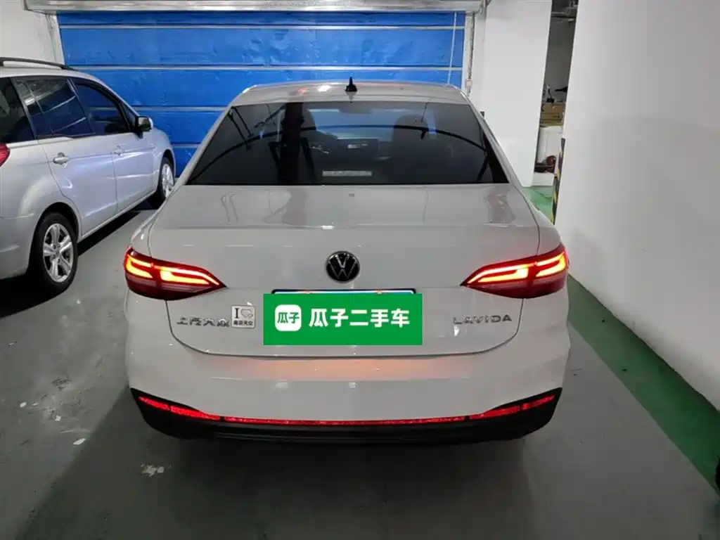 Volkswagen Lavida 2023 Facelift 1.5L Auto Comfort Edition фото 6