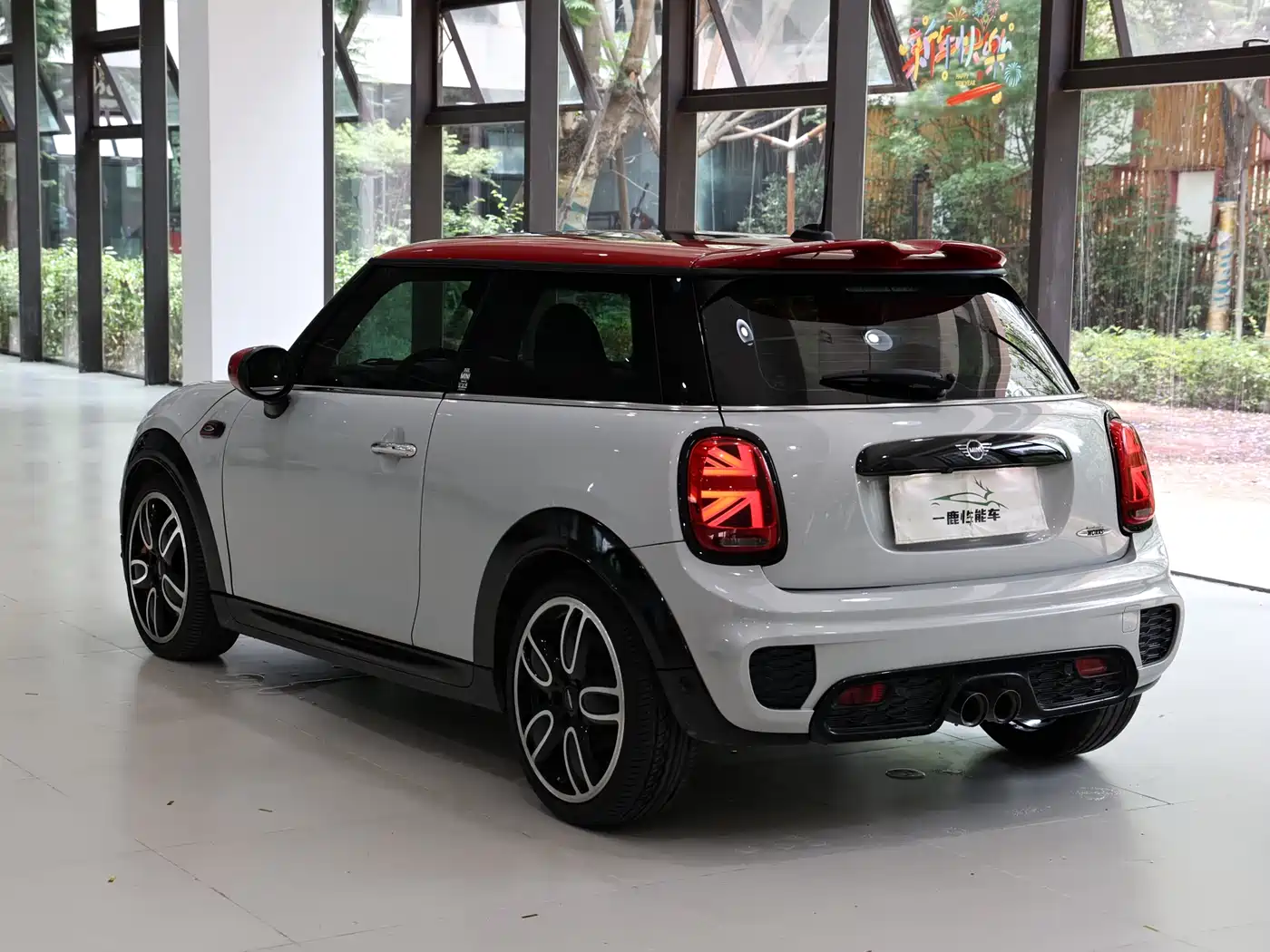 Photo 6 - MINI JCW