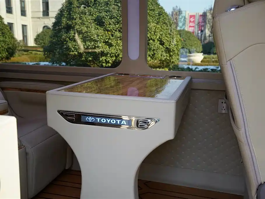 Toyota Coaster 2021 2019 4.0L Luxury Vehicle GRB53L-ZEMNK 23-seater with Armrests 9GR