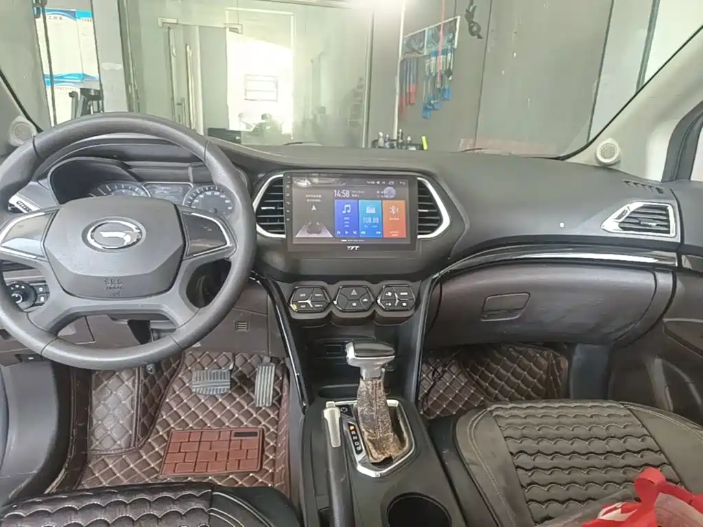 GAC Trumpchi GS4 2015 2015 200T G-DCT Comfort Edition