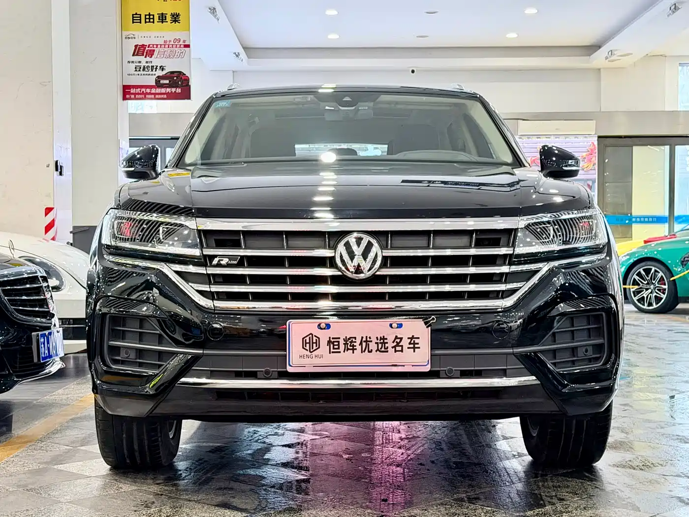 Volkswagen Touareg 2020 2.0TSI Rui Shang Edition China VI фото 2