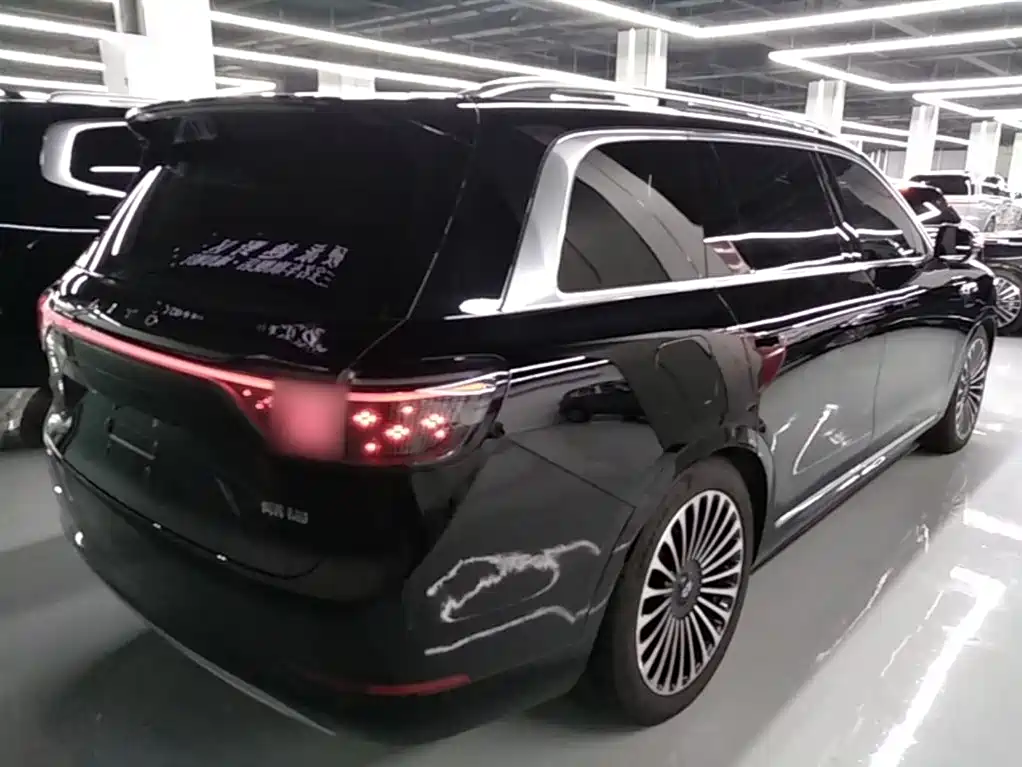 AITO Wenjie AITO M9 2025 Extended Range Ultra 52kWh 5-Seater фото 7