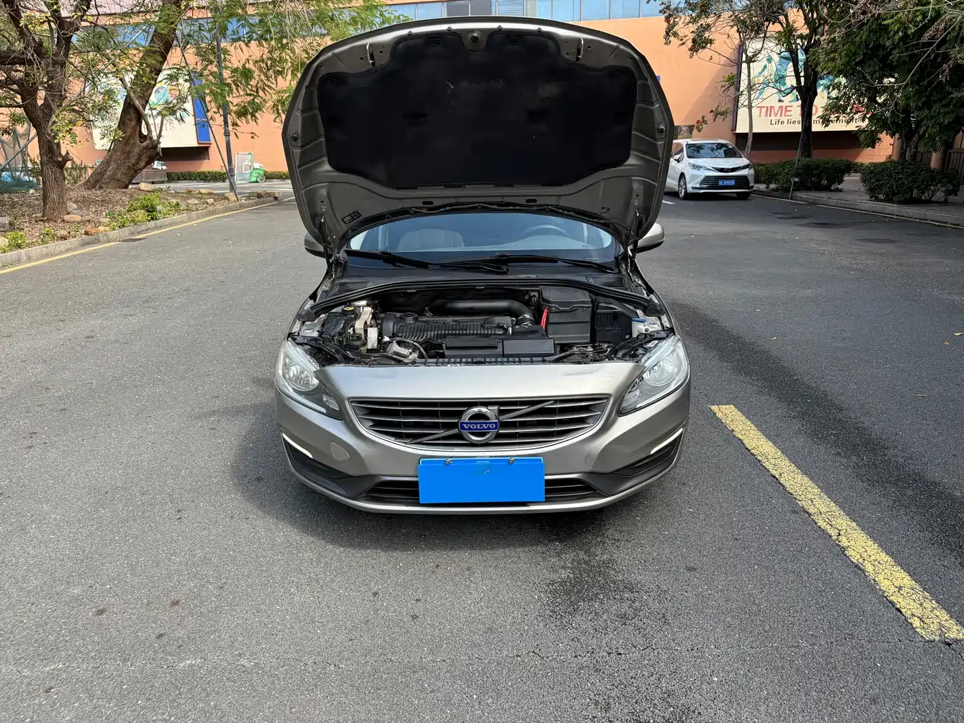 Photo 15 - Volvo S60