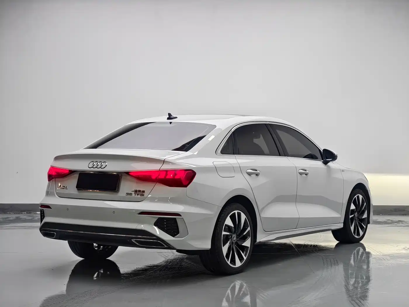 Audi A3 2022 A3L Limousine 35 TFSI Style Sport фото 6