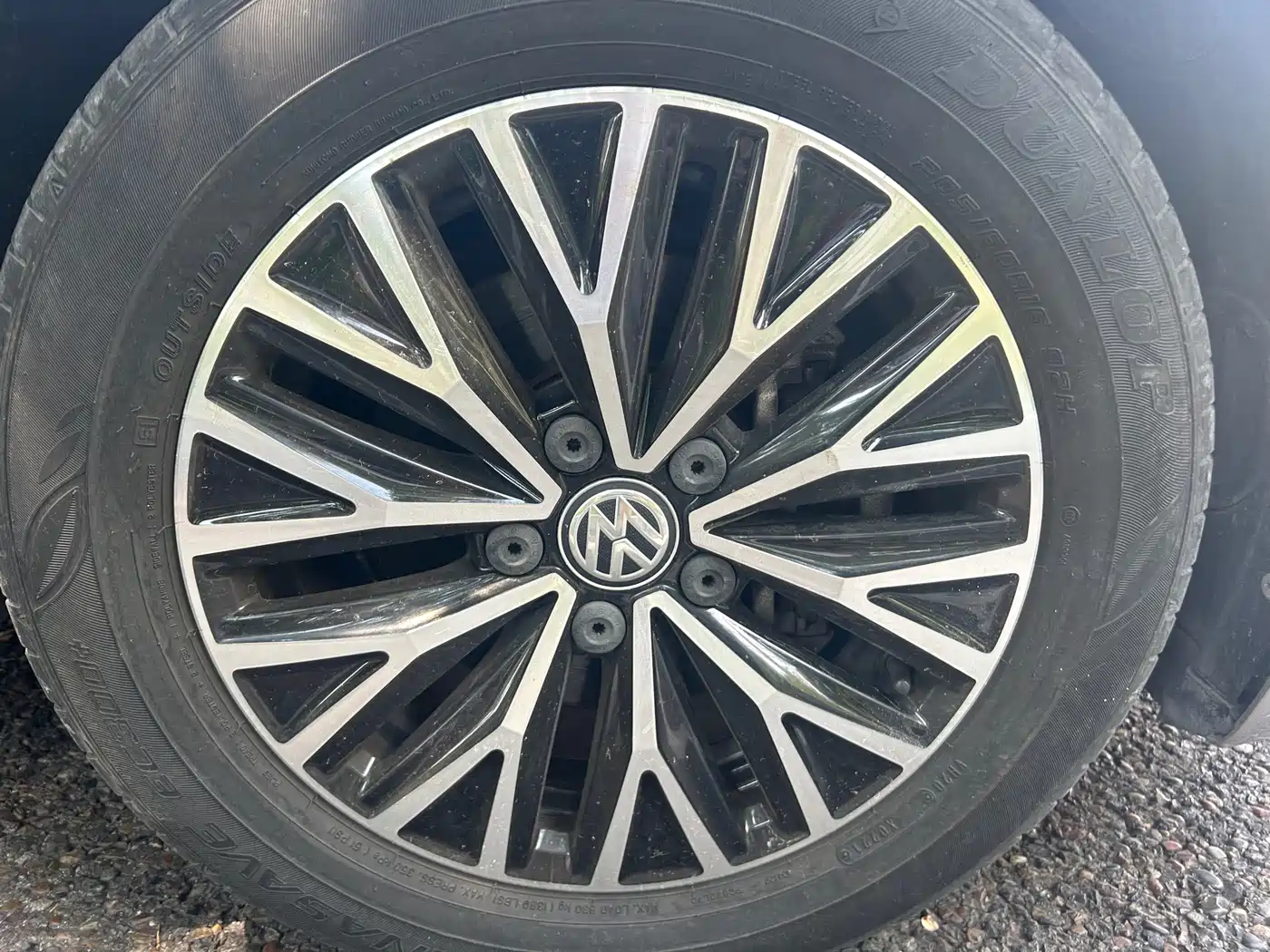 صورة 22 - Volkswagen Sagitar