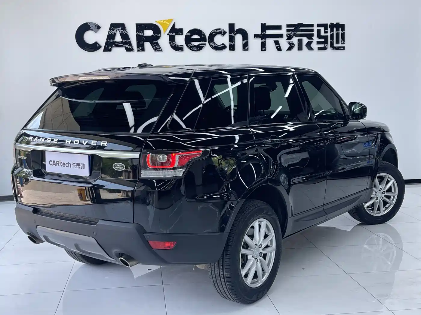 Land Rover Range Rover Sport 2017 3.0 SC V6 HSE фото 3