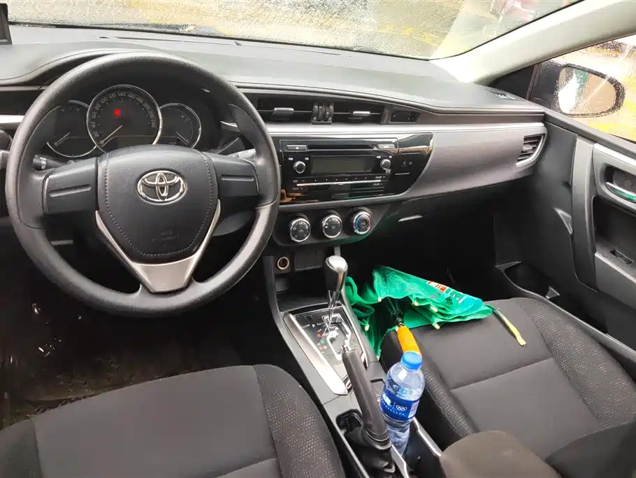 Toyota Levin 2016 1.6G CVT Elite Edition фото 12