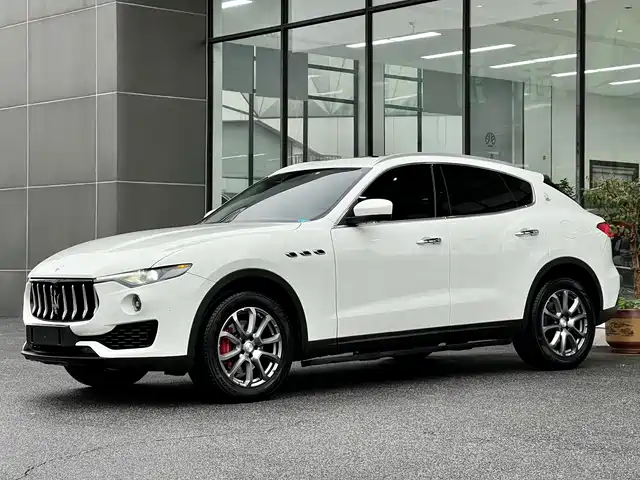 MASERATI LEVANTE