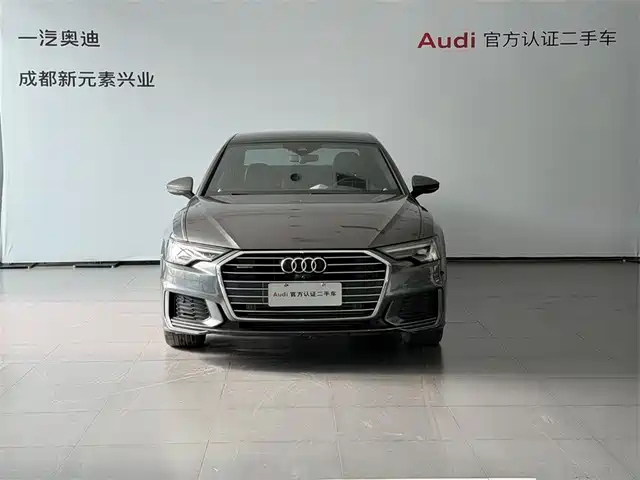 Audi A6L 2020 55 TFSI quattro Exclusive Dynamic — фото 2