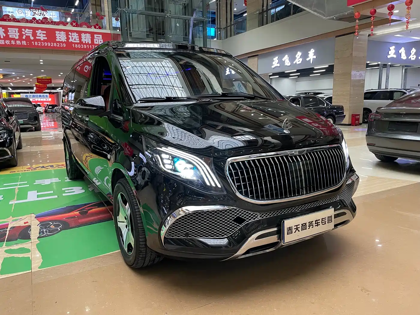 Mercedes-Benz Vito 2023 2.0T Elite 7-Seater фото 3