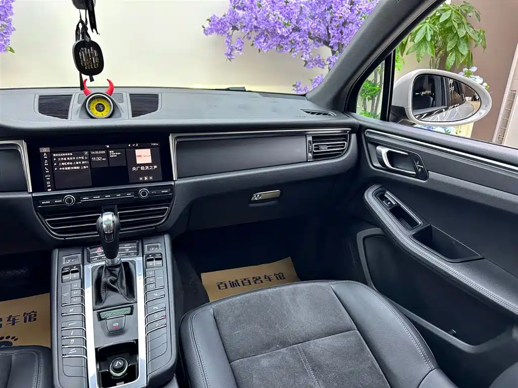 Porsche Macan 2018 Macan 2.0T фото 14