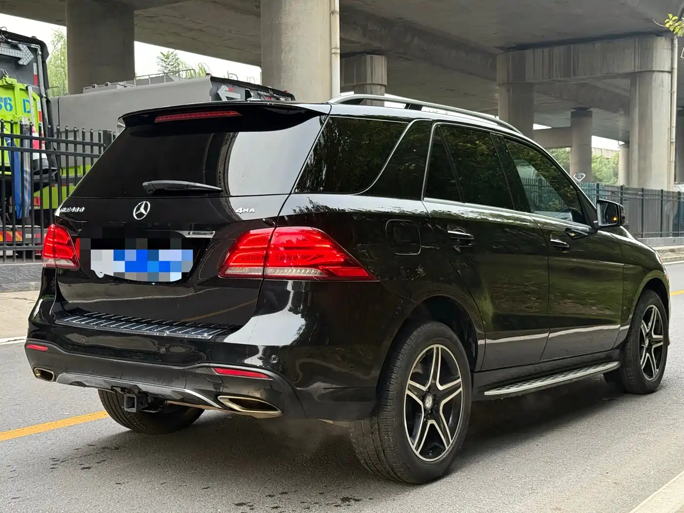 Mercedes-Benz GLE 2018 GLE 400 4MATIC Ultimate Edition фото 5