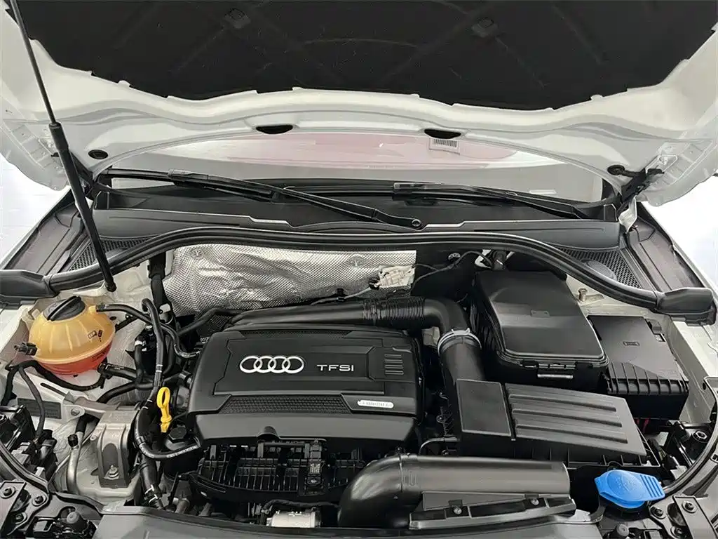 Audi Q3 2017 35 TFSI quattro AWD Style фото 8