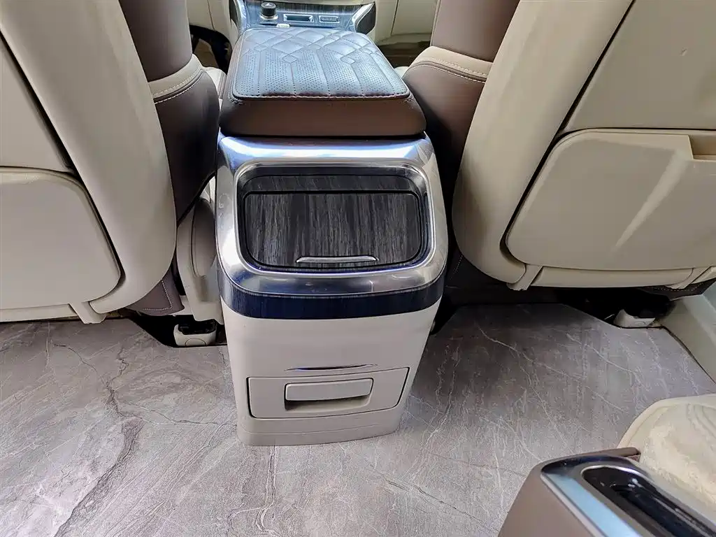 Buick GL8 2023 Model Land Business Class Smart фото 10
