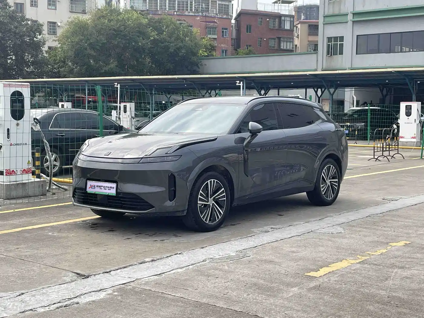 Lynk & Co 08 EM-P 2023