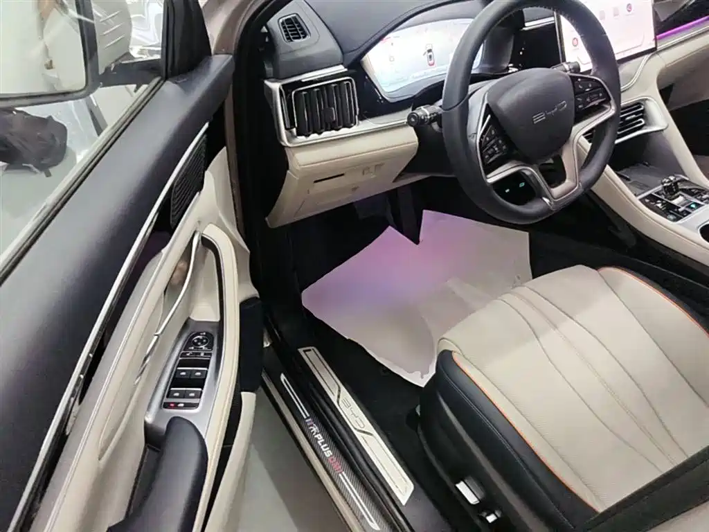 BYD Song PLUS PHEV 2023 Champion Edition DM-i 150KM Flagship PLUS фото 16
