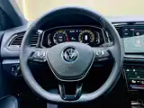 Фото 10 - Volkswagen T-ROC