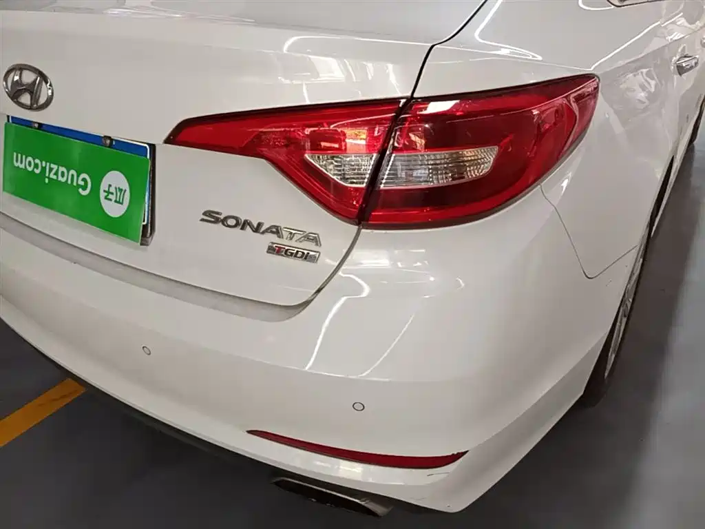 Hyundai Sonata 2015 1.6T GLS Smart фото 8
