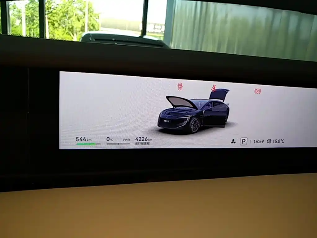 Avatr 12 2025 Facelift Ultra EV AWD фото 8