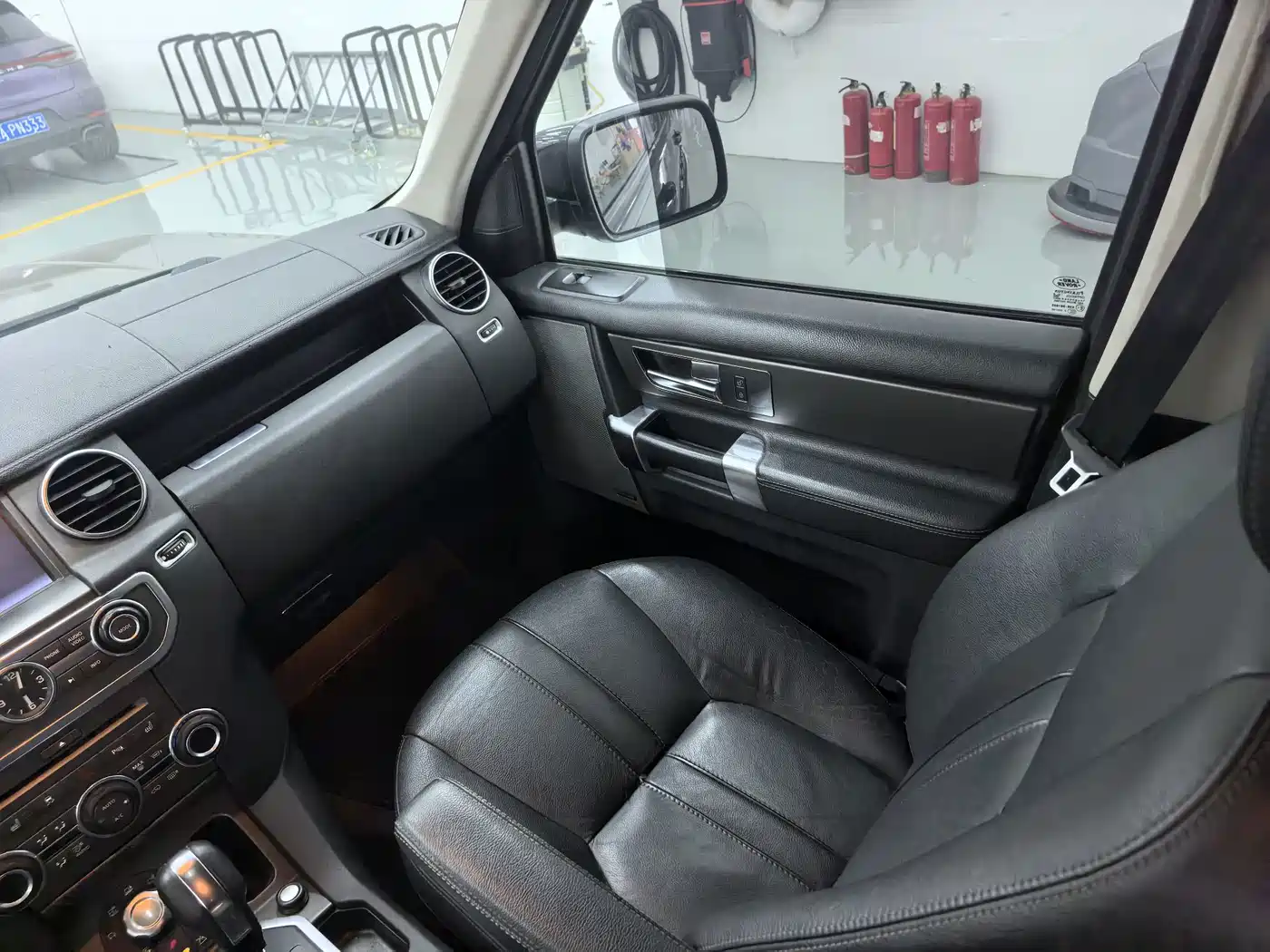 Land Rover Discovery 2010 2010 4.0 V6 HSE Petrol