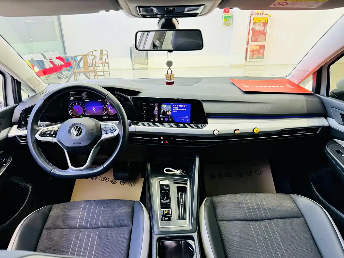 Volkswagen Golf 2021 280TSI DSG Pro фото 10