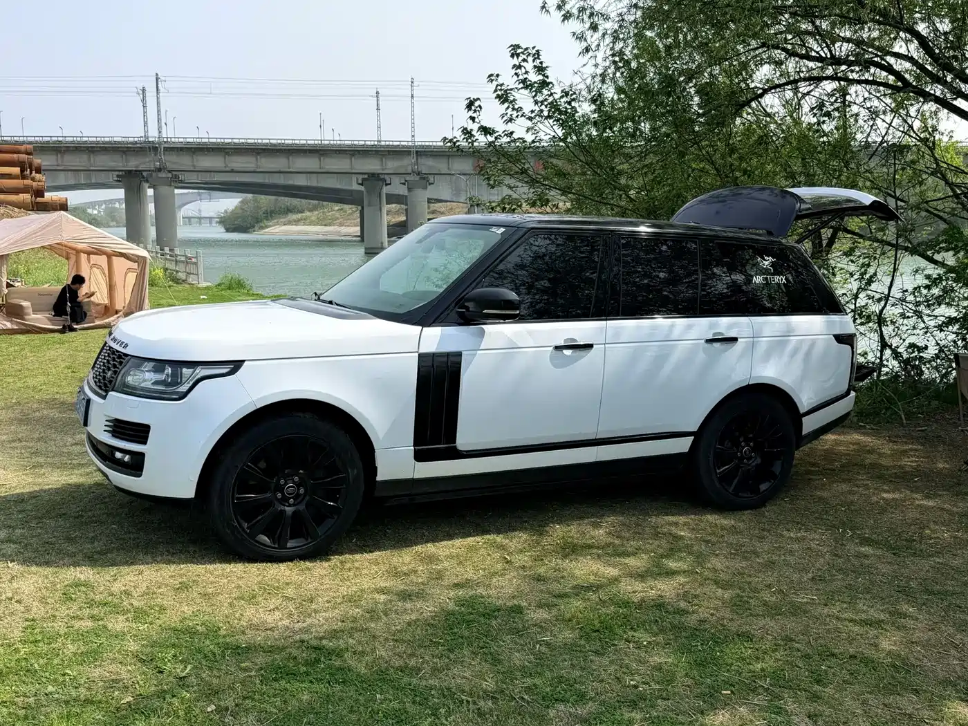 Land Rover Range Rover 2013 5.0 SC V8 Vogue SE фото 2