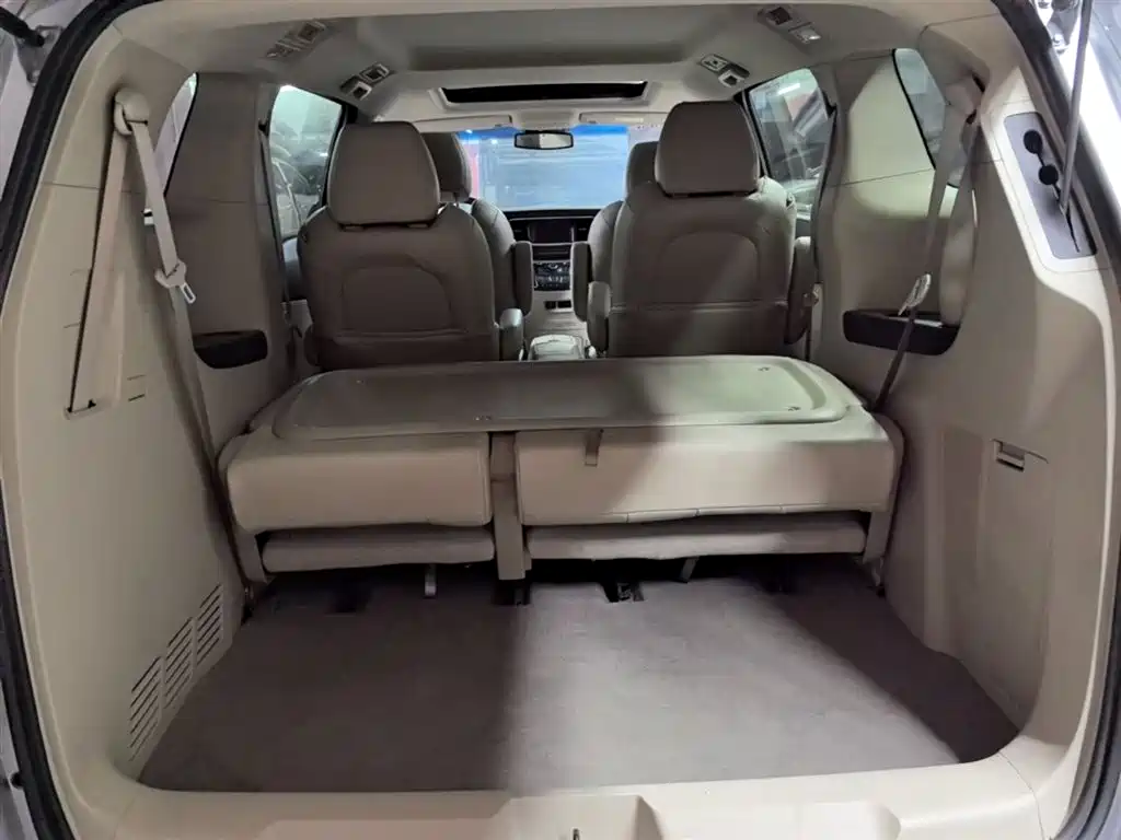Buick GL8 2017 25S Premium Model China V фото 19