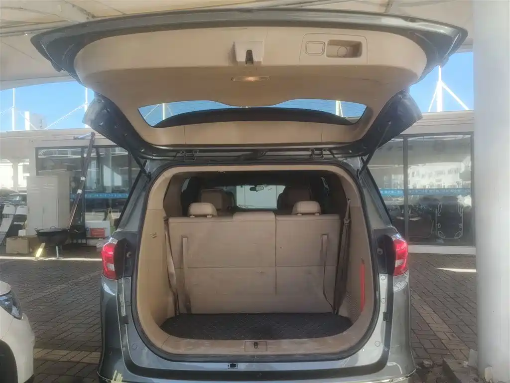 Buick GL8 2017 ES 28T Premium China V фото 9