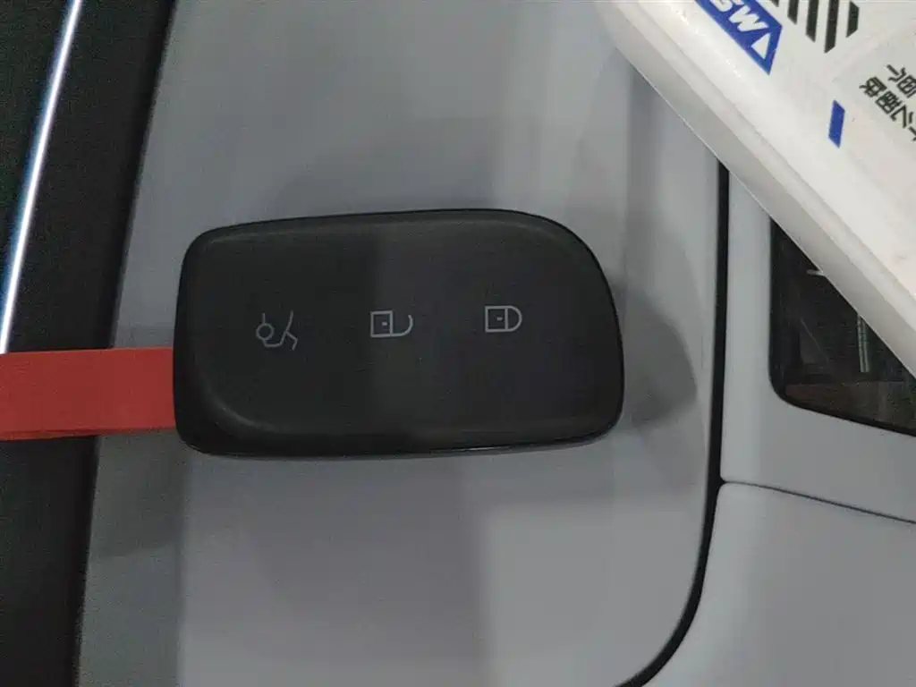 Lynk & Co Z10 2025 95kWh 766km RWD Max фото 9