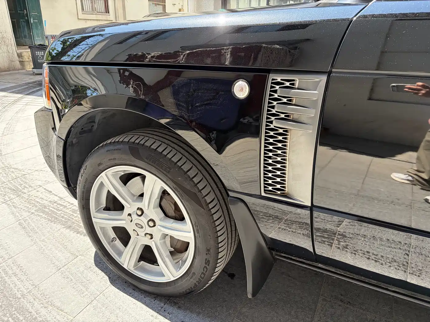 Land Rover Range Rover 2011 5.0 SC V8 Ultimate Edition фото 7